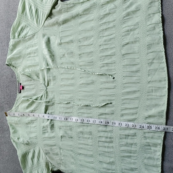 VINCE CAMUTO Soft Meadow Smocked ¾ Elastic Sleeve Top SIZE: 2X - Picture 5 of 7